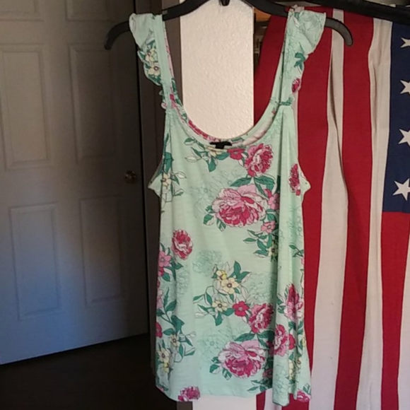 torrid Tops - 💥LAST CHANCE💥 Torrid floral top